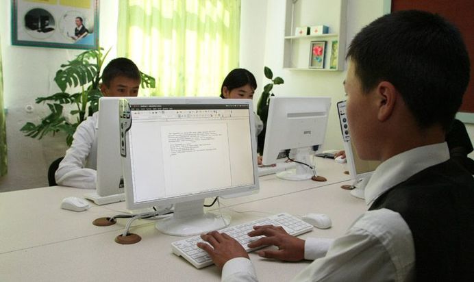 Открытие компьютерного класса в с.Жан-Булак,  Нарынской области